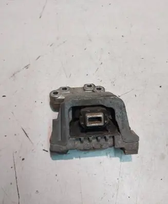 Peugeot 207 Engine mount bracket 9654166080