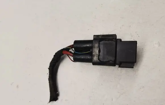 BMW 5 F10 F11 Other relay 9207913