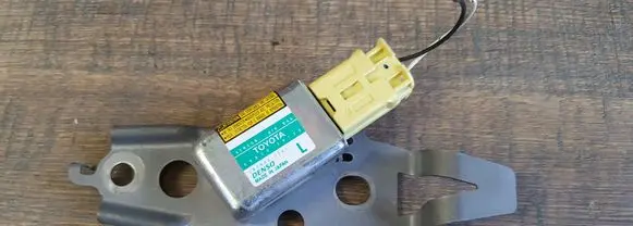 Lexus GS 300 350 430 450H Airbag deployment crash/impact sensor 8983030130