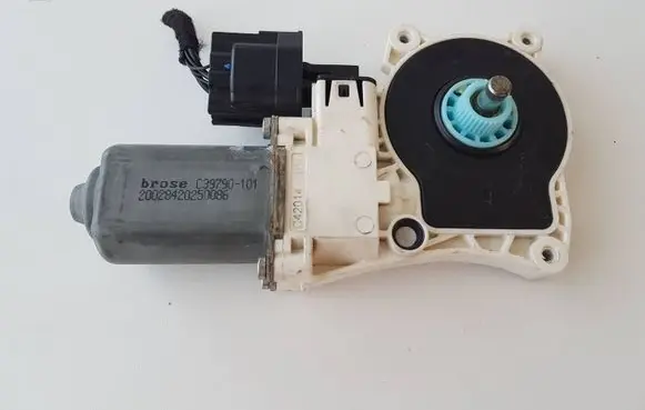 Jaguar F-Pace Front door window regulator motor C39790101 20028420250086