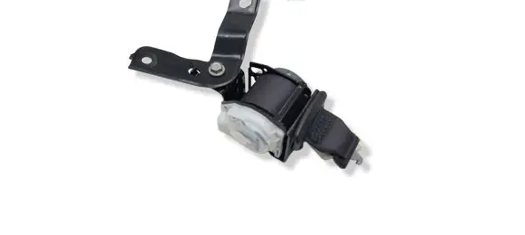 Subaru Outback Middle seatbelt (rear) C7466