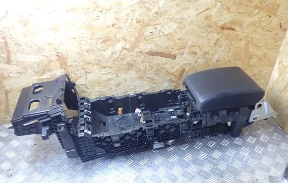 Jaguar XF X250 Center console AX2314B079 12193624