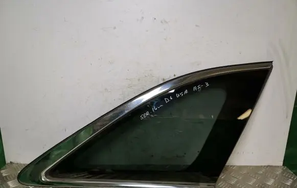 KIA Sorento Rear side window