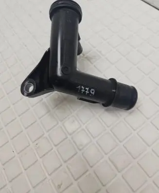 Peugeot 308 Engine coolant pipe/hose 9671124980 9684589080