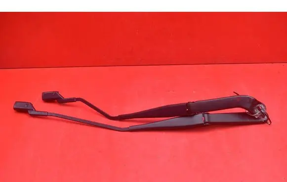 Ford Kuga I Front wiper blade arm 8V41-17526-AE