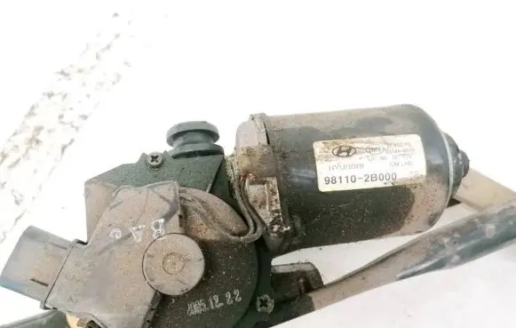 Hyundai Santa Fe Wiper motor 981102B000 98110-2B000