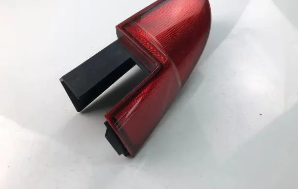 Tailgate rear/tail lights