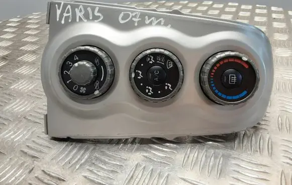 Toyota Yaris Climate control unit 554060D190