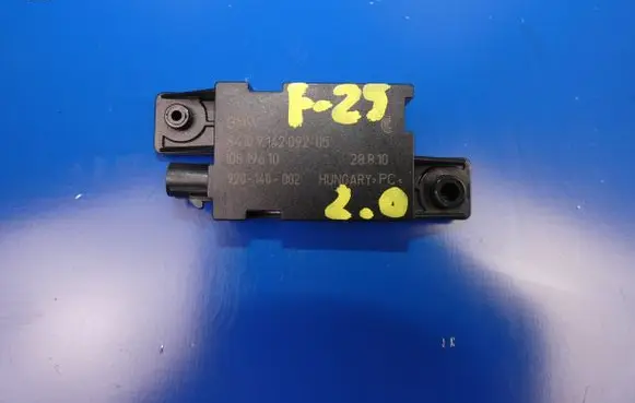 BMW X3 F25 Bluetooth antenna 9142092 10819610 920140002