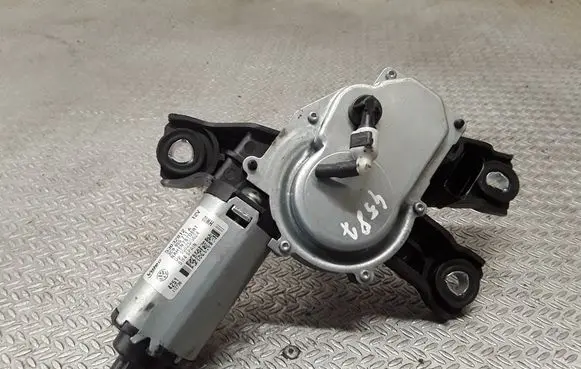 Volkswagen PASSAT B7 Rear window wiper motor 3C9955711A 156255624