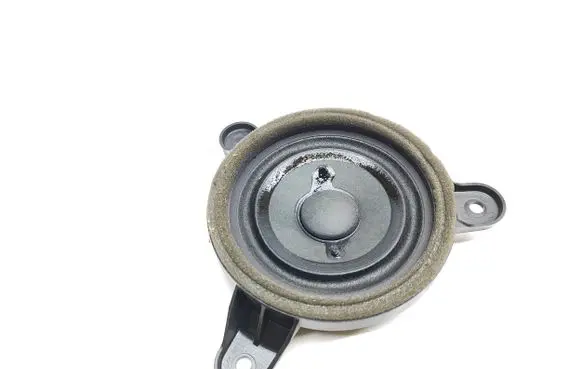 Audi A8 S8 D4 4H Front door speaker 4H0035397 3168420010