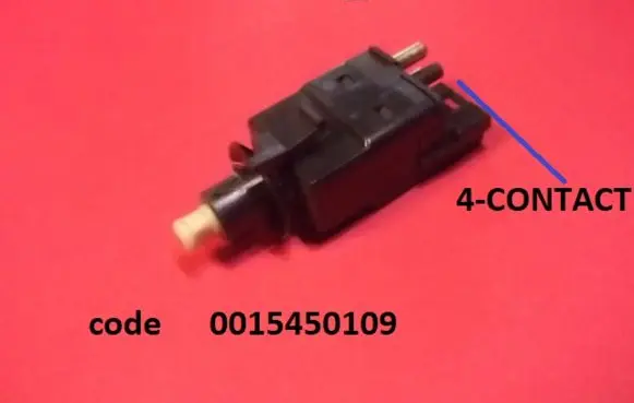 Mercedes-Benz C W202 Brake pedal sensor switch 0015450109
