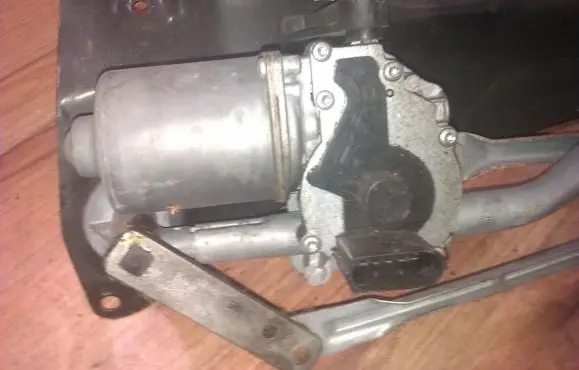 Ford Fiesta Wiper motor 2s6t17b571bc