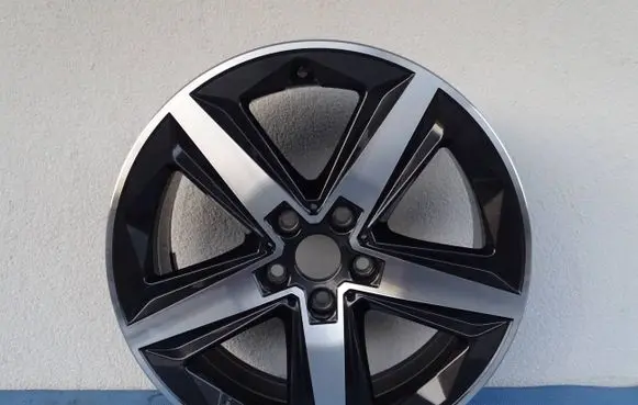BMW 2 Active Tourer U06 R18 alloy rim 6891178