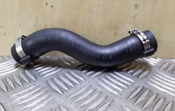 Land Rover Freelander 2 - LR2 Breather hose/pipe 