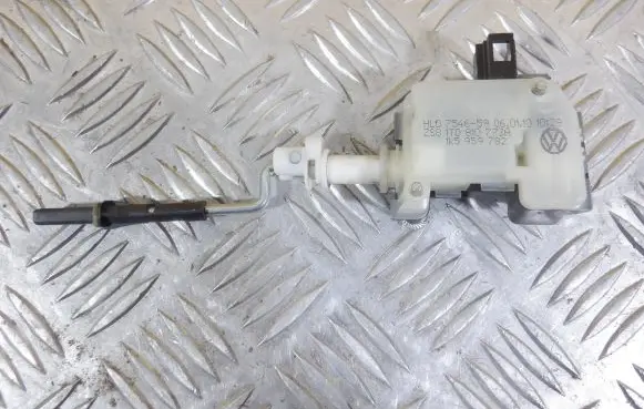 Volkswagen Touran I Central locking motor 1T0810773A 1K5959782 75465906