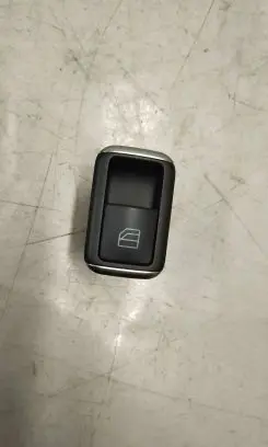 Mercedes-Benz B W246 W242 Electric window control switch A2049058102