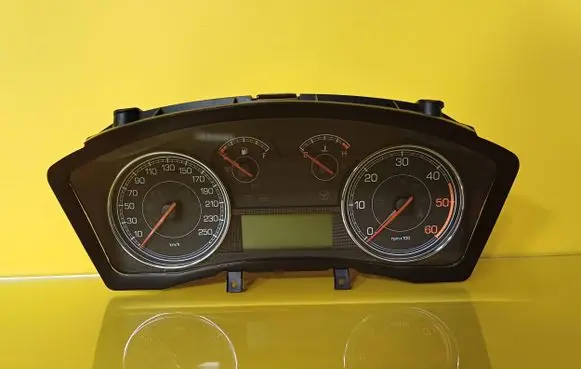 Fiat Croma Speedometer (instrument cluster) 5550010903