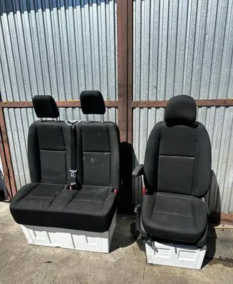 Mercedes-Benz Sprinter W907 W910 Seat set 