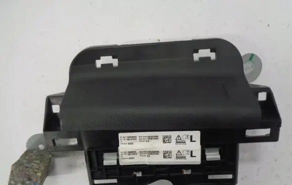 DS Automobiles 3 Crossback Seat airbag 9824545880