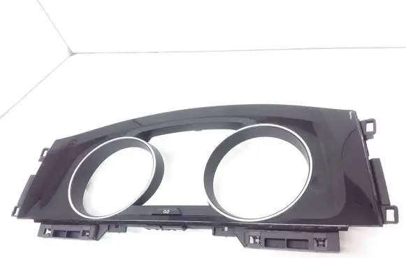Dashboard trim