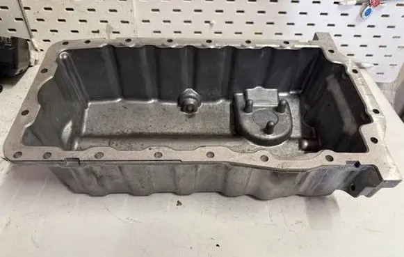 Volkswagen Golf V Oil sump 038103601AK