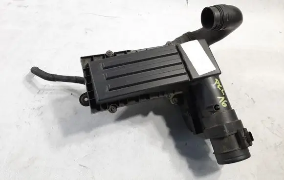 Audi A3 S3 8P Air filter box 3C0129607BC