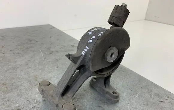 Toyota Avensis T270 Gearbox mount