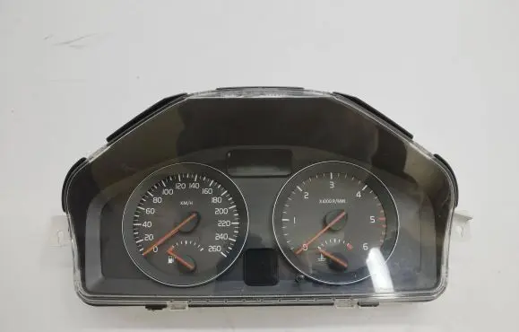 Volvo V50 Speedometer (instrument cluster) 36000197 30765310 691994201