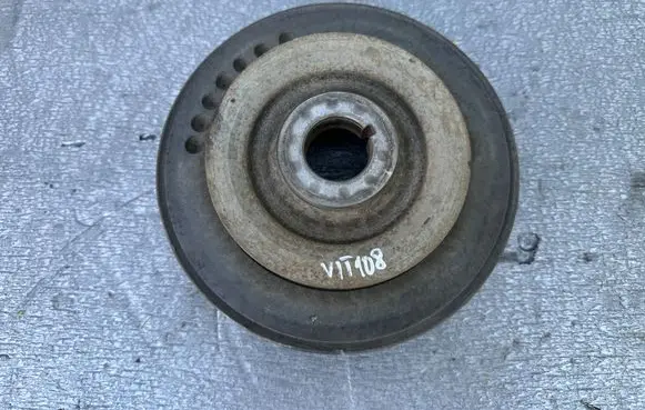 Nissan Patrol Y60 Crankshaft pulley 1230322J01