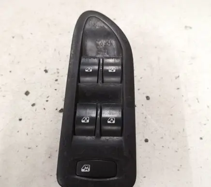 Renault Laguna II Electric window control switch 26515