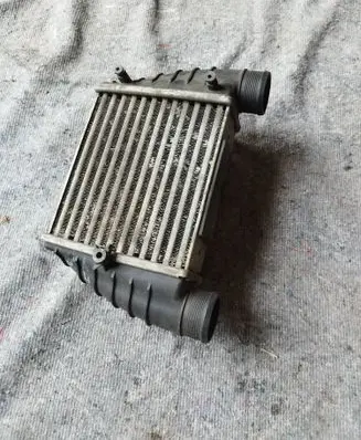 Audi A4 S4 B7 8E 8H Intercooler radiator 8E0145806M 3230257