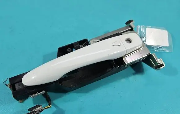 Renault Kadjar Front door exterior handle 806074307R IMPRK1547659