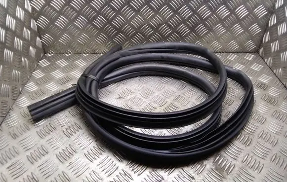 Front door rubber seal