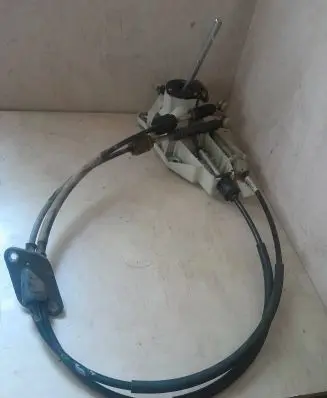 Volvo S80 Gear shifter/selector 8028100061