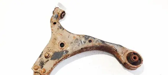 Hyundai i30 Front lower control arm/wishbone