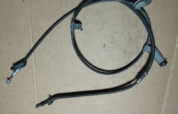 Handbrake/parking brake wiring cable