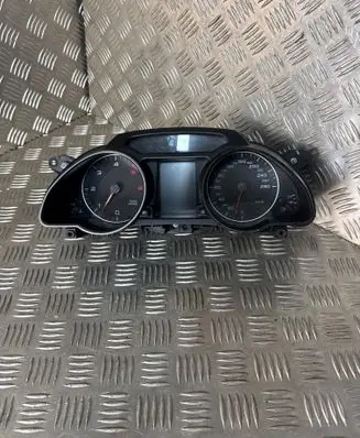 Audi A5 8T 8F Speedometer (instrument cluster) 8T0920930P 503001520404