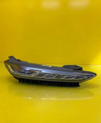 Hyundai Kona I Headlight/headlamp 92208