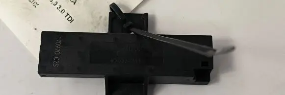Audi Q7 4M Antenna control unit 