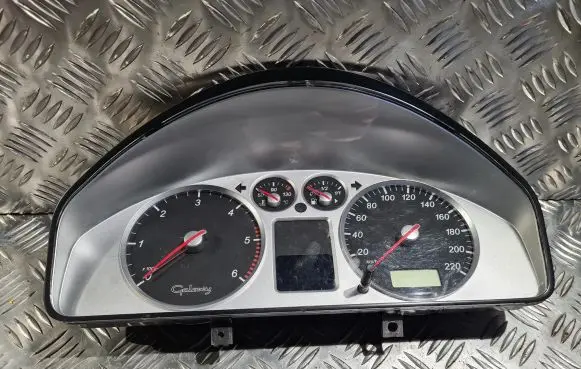 Speedometer (instrument cluster)