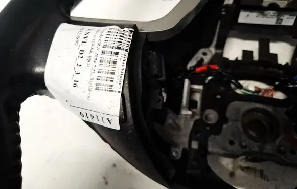 Honda CR-V Steering wheel buttons/switches