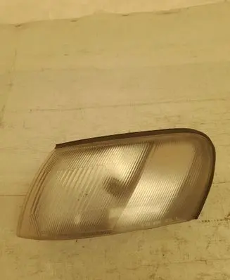 Toyota Corolla E100 Front indicator light