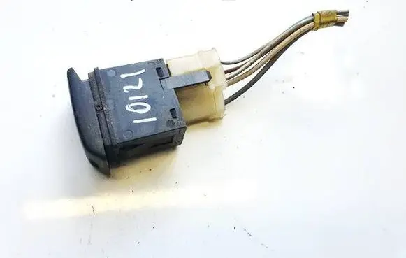 Fog light switch
