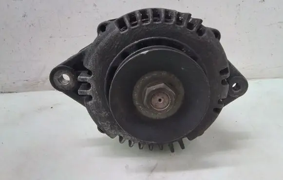 Nissan X-Trail T30 Generator/alternator 23100BN300