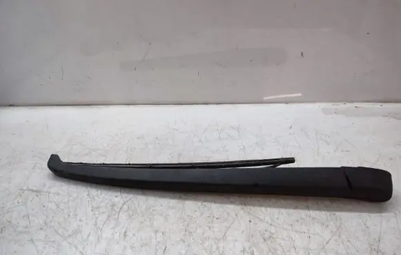 KIA Sportage Rear wiper blade arm 