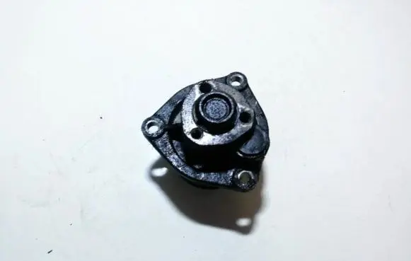 Opel Vectra B Water pump