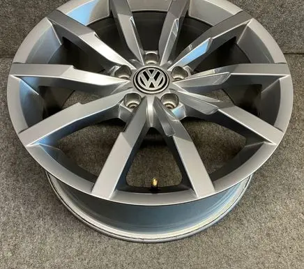 Volkswagen PASSAT B8 R18 alloy rim 3G0601025Q