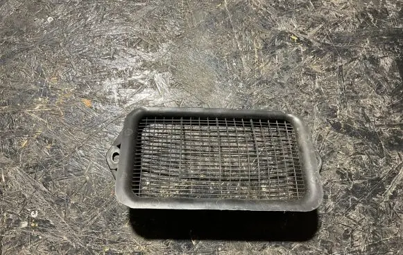 Audi A3 S3 8P Air filter cleaner box bracket assembly 