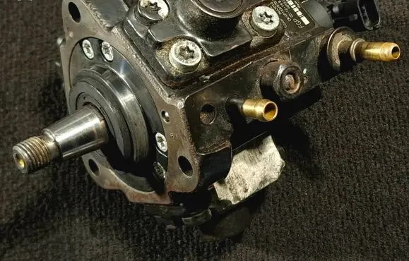 Alfa Romeo 159 Fuel injection high pressure pump 0055198522 0445010130 0399530